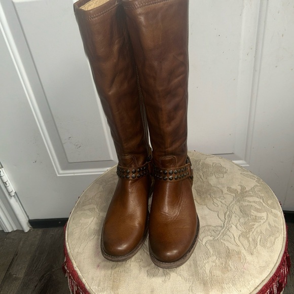 NEW Frye Phillip Harness Tall Women’s Riding Boots Cognac Leather Zip Back Sz 7B - Picture 5 of 16